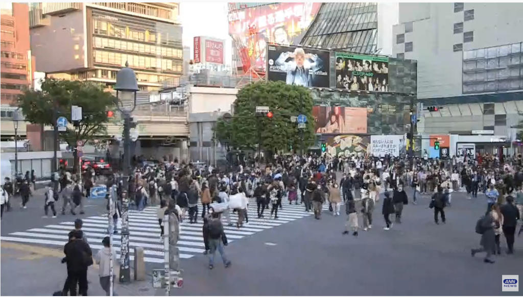 東京中心部の人出をライブカメラで確認する！